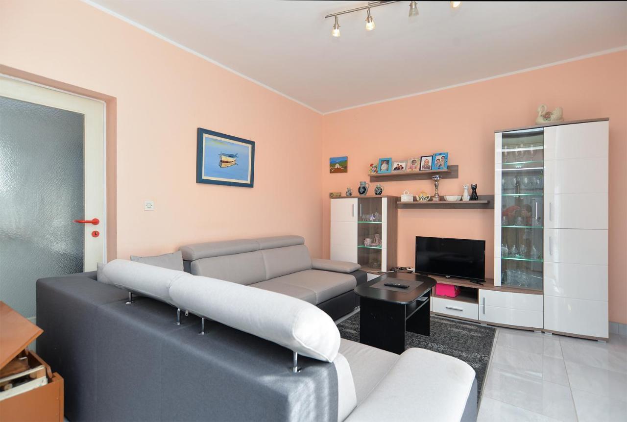 Apartments Danijel 1956 بولا المظهر الخارجي الصورة